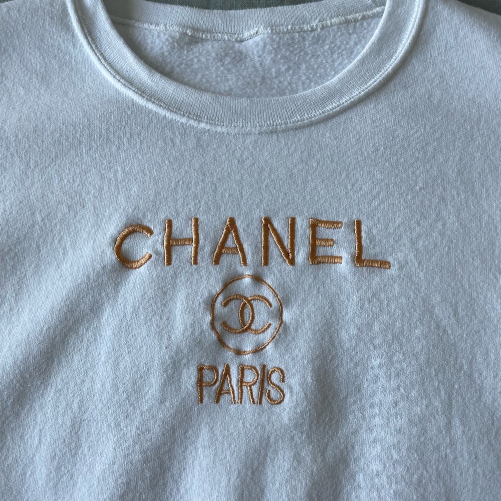Vintage women’s crewneck